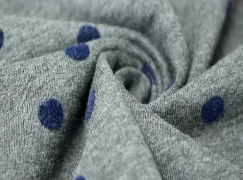 100% medvilnės flokuotas kilpinis: išsamus techninis ir pramonės vadovas